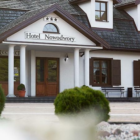 צ'חנוביץ Hotel Nowodwory מראה חיצוני תמונה