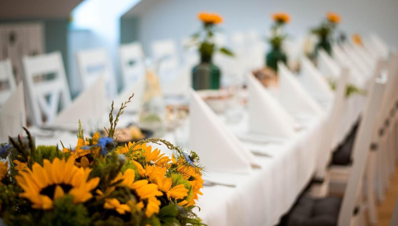 צ'חנוביץ Hotel Nowodwory מראה חיצוני תמונה