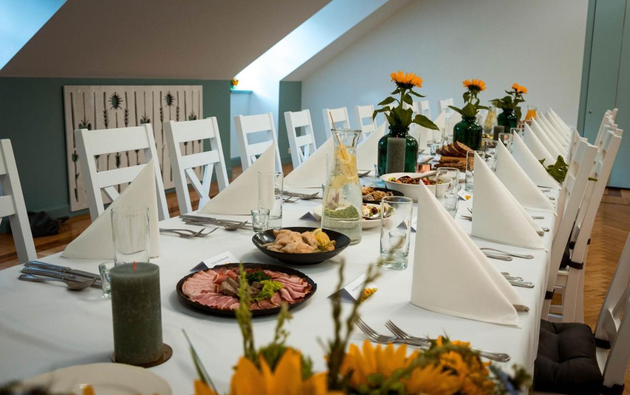 צ'חנוביץ Hotel Nowodwory מראה חיצוני תמונה