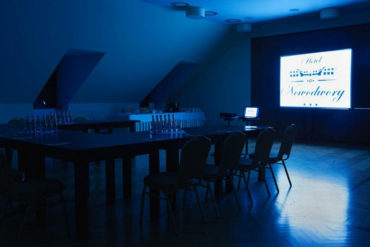 צ'חנוביץ Hotel Nowodwory מראה חיצוני תמונה